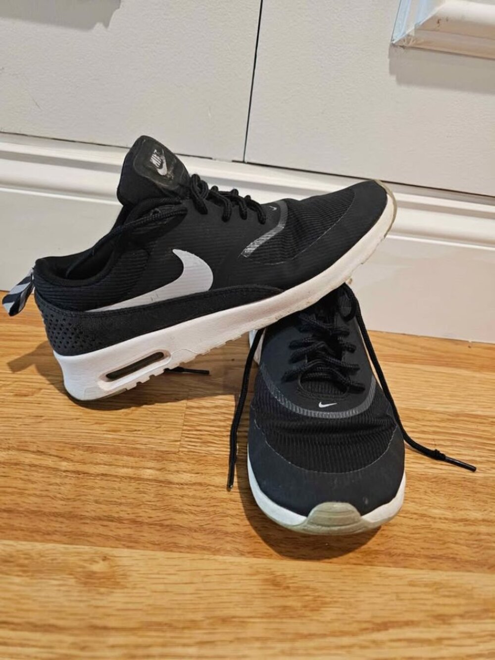 Nike Women's Air Max Thea shoes - Size 7.5